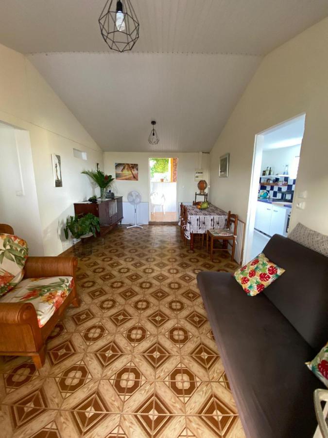 Bienvenue Chez Monique Villa Le Marin Buitenkant foto