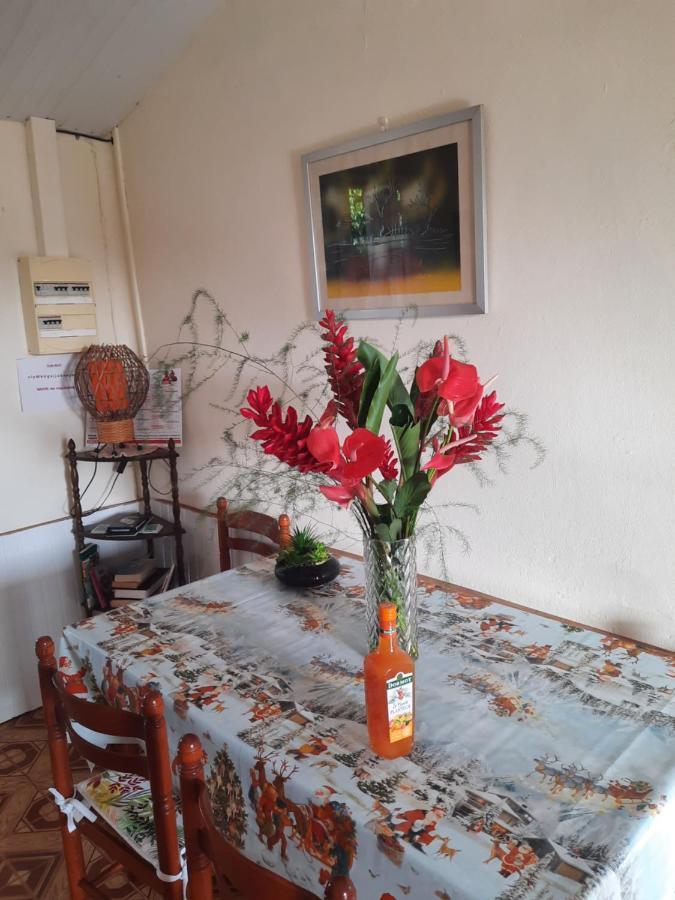 Bienvenue Chez Monique Villa Le Marin Buitenkant foto
